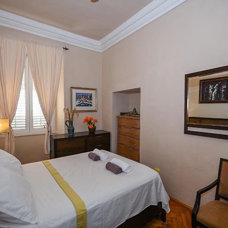 Large Three Bedroom, Center Of Old Town Dubrovnik Exterior foto